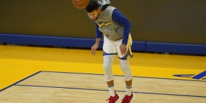 【大发扑克】打铁后遗症？库里半场14中4怒打10铁 三分7投中2