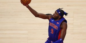 【大发扑克】第八周红黑榜： 新老巨星争锋相对 T-罗斯演绎“抡”之极致