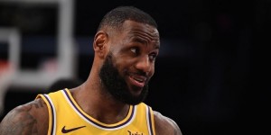 【大发扑克】出战成瘾！詹姆斯赛季至今保持全勤