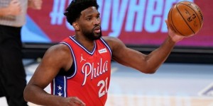 【大发扑克】恩比德连续10场得分25+成队史第4人 比肩张伯伦AI巴克利