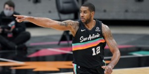 【大发扑克】阿尔德里奇仍处于右臀伤病恢复期 暂无复出时间表