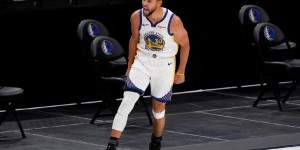 【大发扑克】科尔谈库里：他可是两届MVP 他的投篮能力深不可测