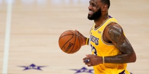 【大发扑克】詹姆斯第33次在比赛最后20秒命中追平或反超球 近25年第4多