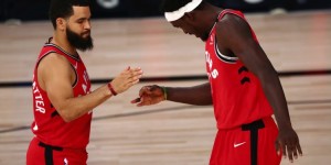 【大发扑克】28-5！范弗里特&西亚卡姆各取32分率队一波流逆转灰熊