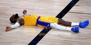 【大发扑克】汤爹：詹姆斯像每天的日出一样稳定 霍顿-塔克会成为全明星