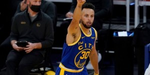 【大发扑克】纳什：库里是篮球的礼物 他是如此的独一无二