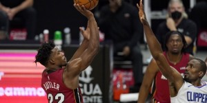 【大发扑克】巴特勒砍赛季个人第2个三双 生涯第9个