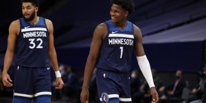 【大发扑克】第四节怎么赢？爱德华兹：把球给唐斯然后一边待着去