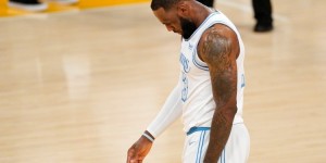 【大发扑克】詹姆斯：这段时间很艰难 但并不能定义我们是谁