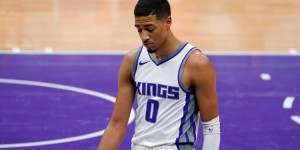 <?php the_title(); ?>