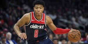 【大发扑克】FIBA发问八村塁能否成为亚洲GOAT 网友：搞笑！姚明才是