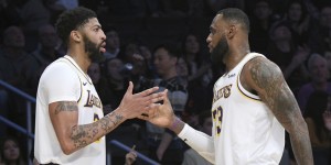 <?php the_title(); ?>