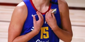 【大发扑克】最诚挚的祝福！NBA官方发文祝约老师26岁生日快乐