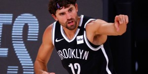 【大发扑克】乔-哈里斯：我们很依赖三巨头 但球队其他人也很能打