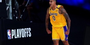 【大发扑克】库兹马：拿到球时感觉非常自信 一直瞪着詹姆斯想让他把球给我