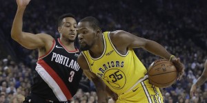 【大发扑克】美记：KD至今只打了19场比赛 他无法再成为全明星了 CJ：闭嘴