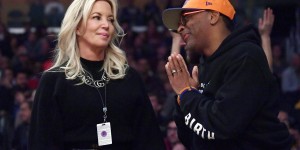 <?php the_title(); ?>