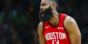 【大发扑克】A-史密斯：希望哈登回休斯顿被嘘 他们给了哈登所需要的一切