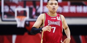 【大发扑克】忒高效了！原帅15投11中 三分线外7中5轰下27分