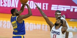 【大发扑克】勇士解说：别人投丢都是长或短 维金斯连方向都不对