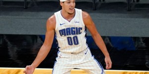 <?php the_title(); ?>