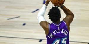 <?php the_title(); ?>