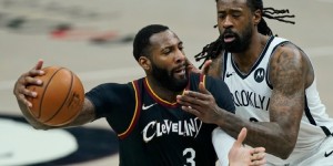 【大发扑克】【分析】徘徊在交易&买断边缘的庄神 争冠的最佳拼图？