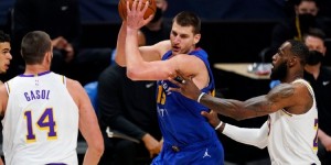 <?php the_title(); ?>