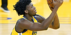 【大发扑克】库里谈怀斯曼：只要他保持信心和专注 好的事情自会到来