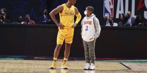 【大发扑克】保罗谈加冕全明星赛历史助攻王：半场结束时儿子告诉我还差4次