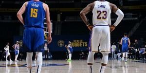 <?php the_title(); ?>