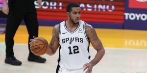 【大发扑克】名记：热火就阿德交易报价布拉德利+哈克莱斯+M-莱昂纳德