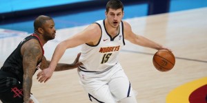 <?php the_title(); ?>