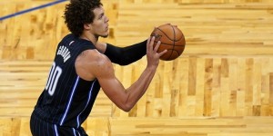 【大发扑克】在掘金火箭活塞询价过之后 阿隆-戈登也愿换个环境打球