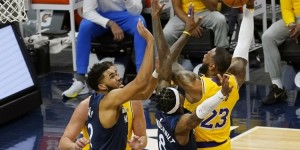 <?php the_title(); ?>