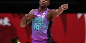 【大发扑克】老当益壮！哈德森对阵北控砍下个人本赛季第二次三双