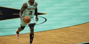 <?php the_title(); ?>