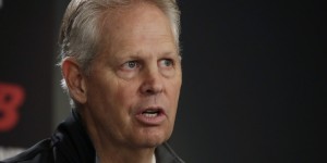 【大发扑克】真挚的祝福！祝绿军名宿丹尼-安吉62岁生日快乐