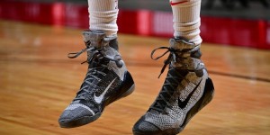 【大发扑克】火箭记者：伍德最近改穿高帮鞋 希望降低脚踝受伤几率