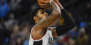 【大发扑克】乔治过去两场比赛第四节19投3中 三分11投1中