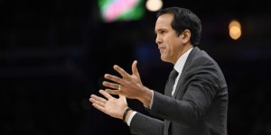 【大发扑克】斯波：老将在季后赛中非常重要 希罗最近一直受到伤病困扰