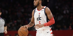 【大发扑克】奇才将特洛伊-布朗和瓦格纳送到公牛 换来加福德和哈奇森