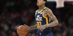 <?php the_title(); ?>