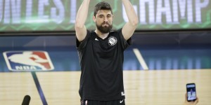 【大发扑克】专访|乔-哈里斯：三分大赛奖杯忘记扔哪了 哈登能调动大家积极性