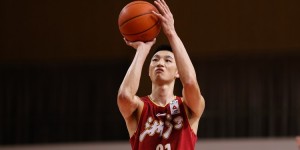 【大发扑克】尽力局！朱旭航13投10中砍下浙江最高27分