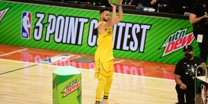 【大发扑克】多还准！赛季场均出手7.5+三分且命中率45%+ 史上仅库里一人