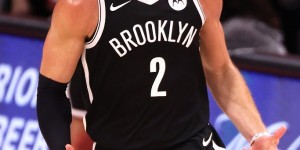 【大发扑克】篮网首节0失误5盖帽 锡安连续被阿德、格里芬封阻罕见8投3中