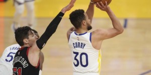 【大发扑克】反常规！ 防守人贴库里越近 三分越准 紧逼下高达53.3%