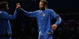 【大发扑克】攻防皆给力！魔术2分39秒轰出17-3进攻高潮 大逆转快船