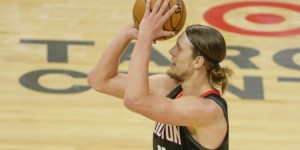 【大发扑克】奥利尼克加盟火箭后场均16.9分7.5板 三项命中率59/39/96